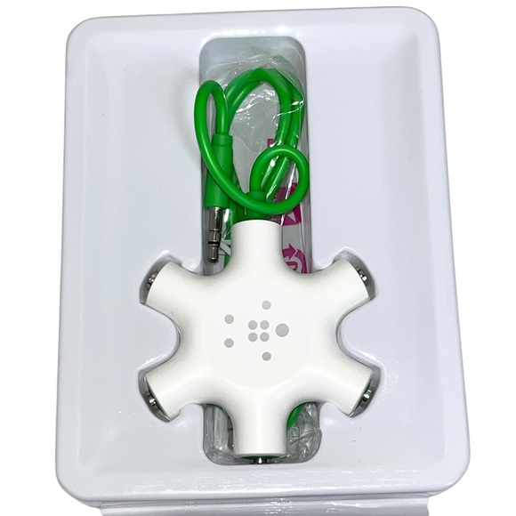 Belkin RockStar + Aux Cable - Picture 6 of 6